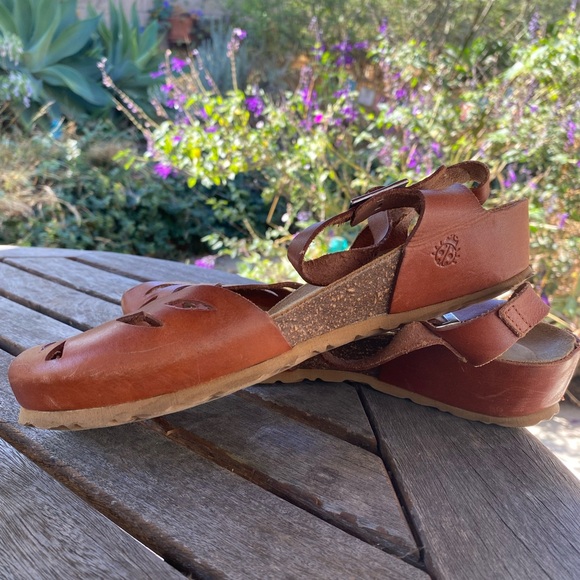 Yokono, size 39, made in Spain leather wedgish sandals - Picture 4 of 6